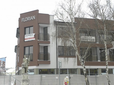 Malacky-Polyfunkčná budova Florian.  